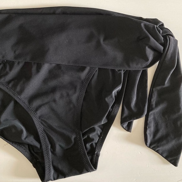 DKNY SARONG TIE ON SIDE BIKINI BOTTOM - Picture 4 of 10